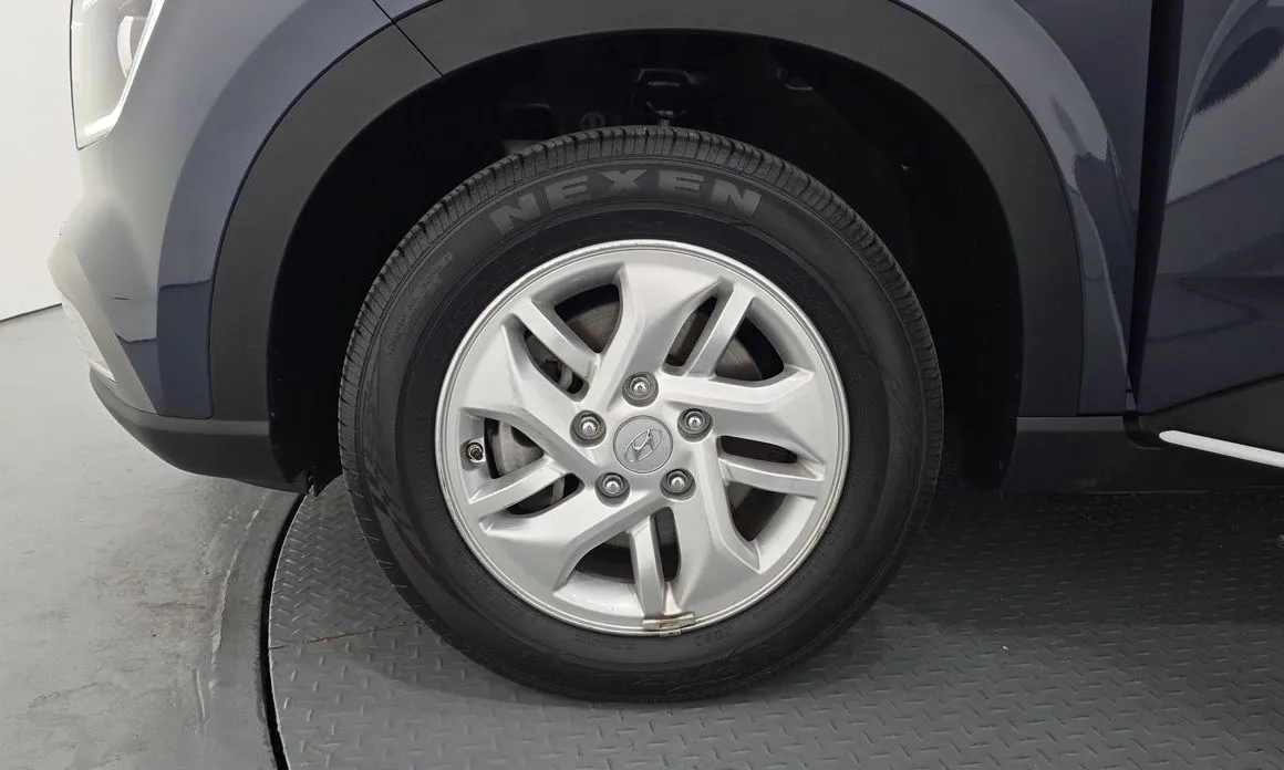 Hyundai Venue 2023 из KR, фото 8