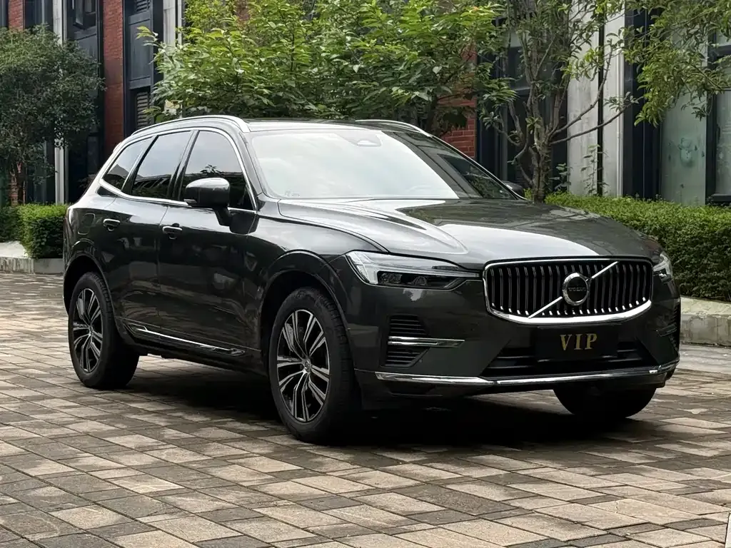 Volvo XC60 — фото 3