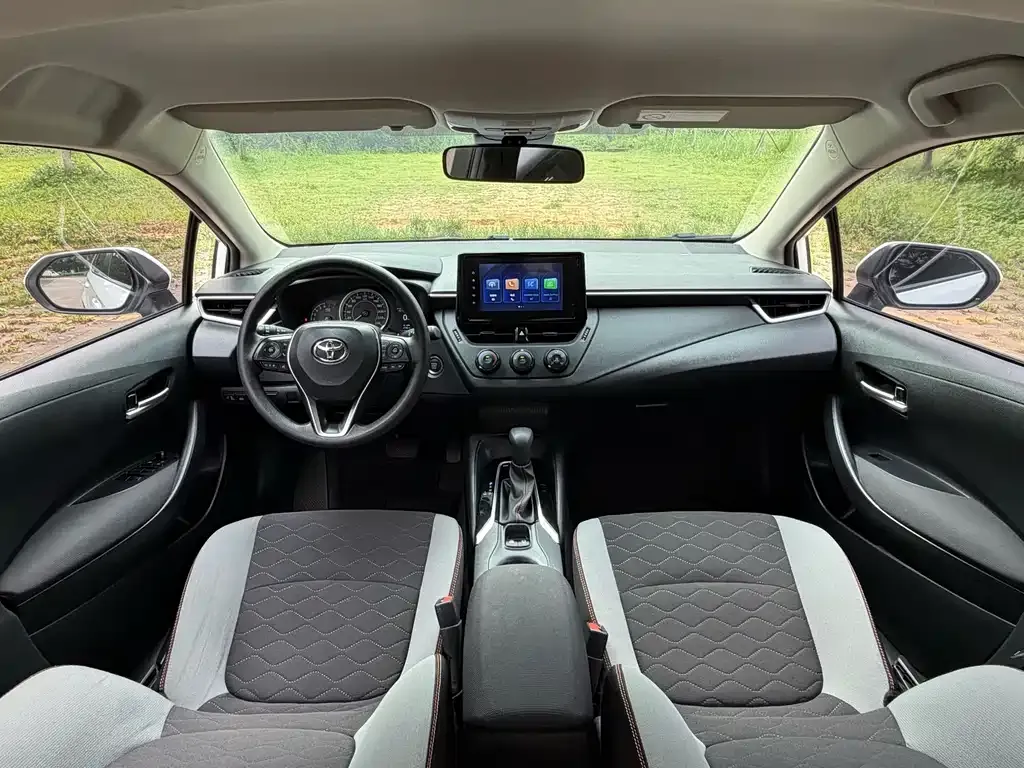 Toyota Corolla 2023 из CN, фото 6
