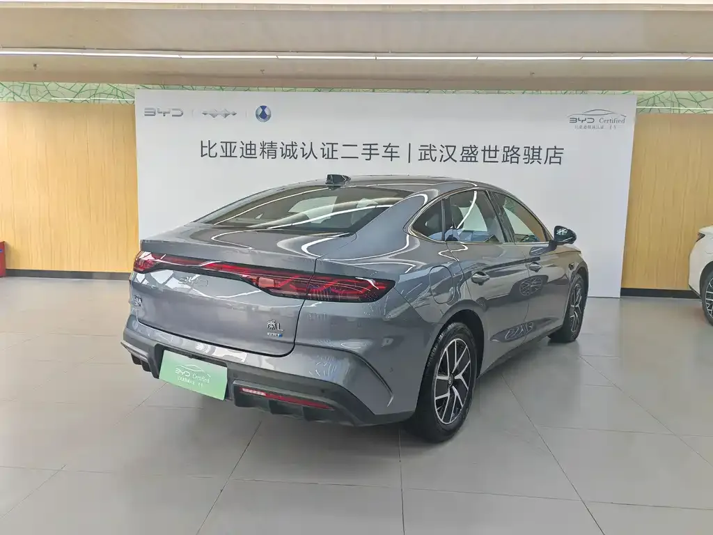 BYD Qin L — фото 7