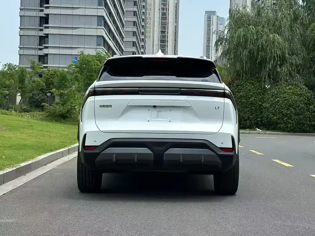 Geely Galaxy L7 2023 из CN, фото 7