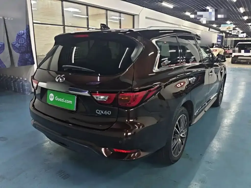 Infiniti QX60 (Import) 2022 из CN, фото 10