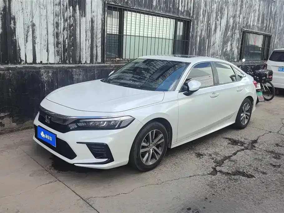 Honda Civic — фото 1