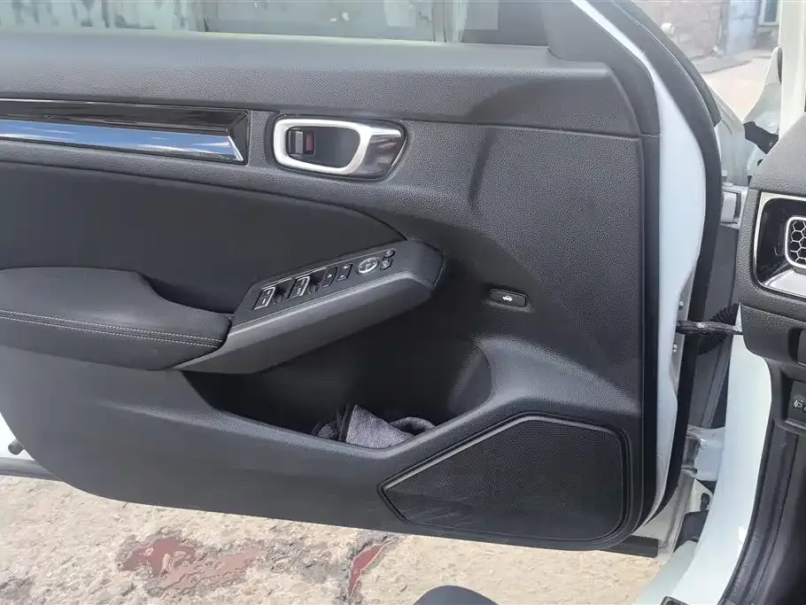 Honda Civic — фото 10