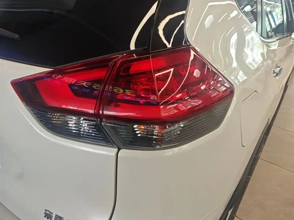 Nissan X-Trail 2023 из CN, фото 4