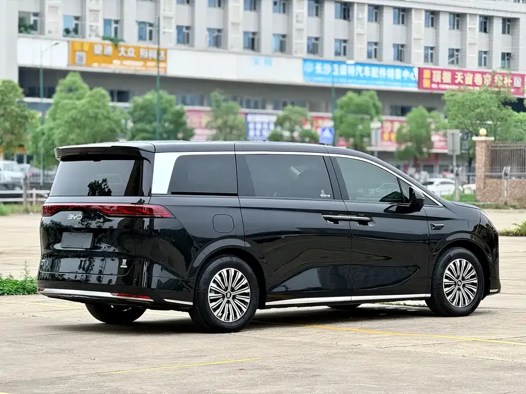BYD Xia 2025 из CN, фото 10