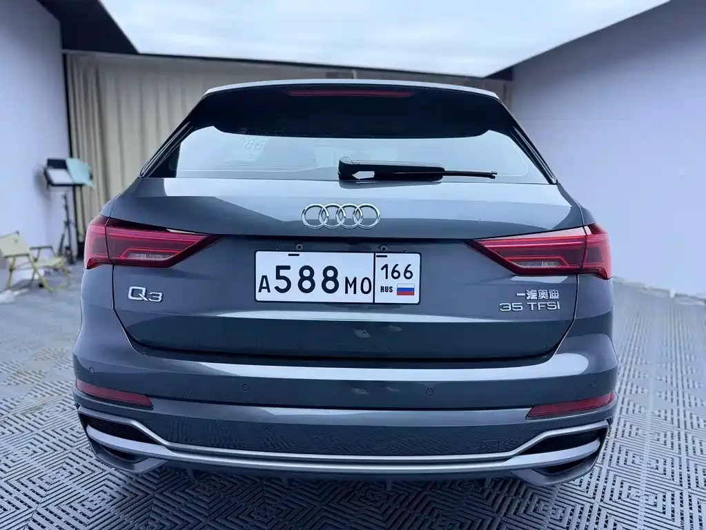 Audi Q3 — фото 3