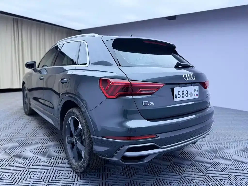 Audi Q3 — фото 4