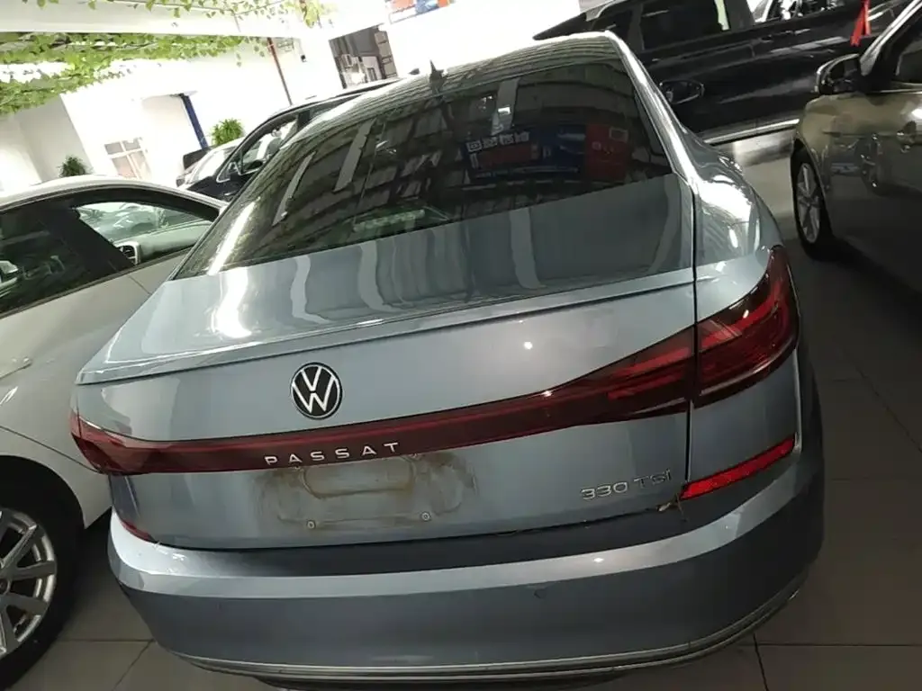 Volkswagen Passat — фото 4