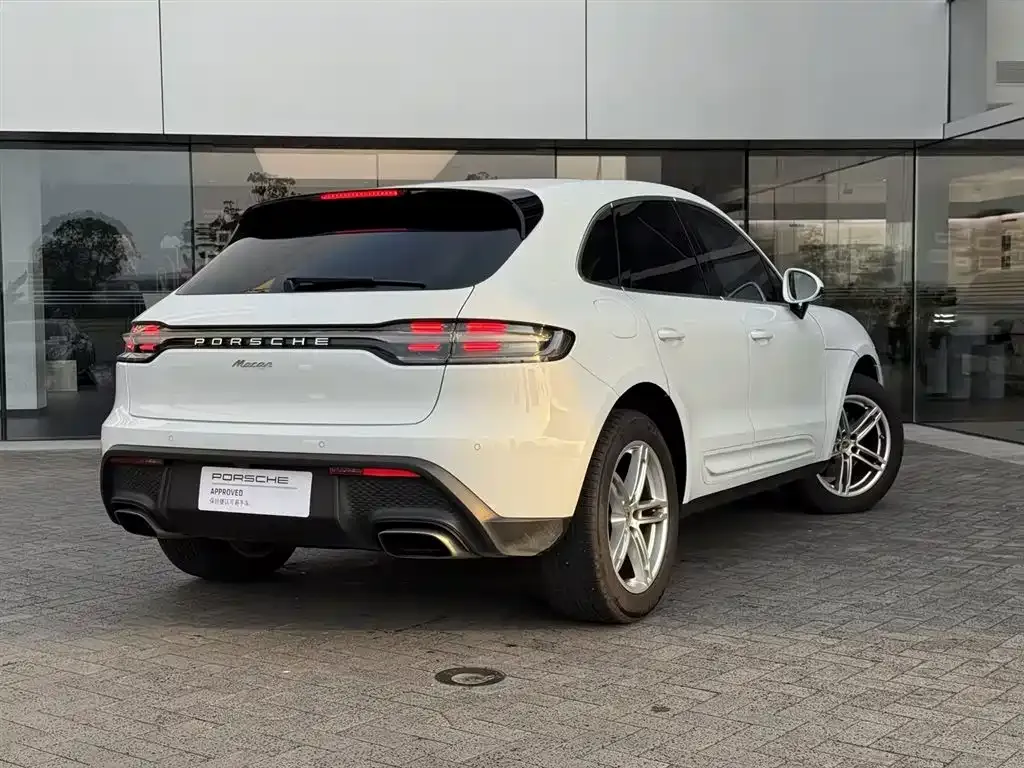Porsche Macan — фото 7