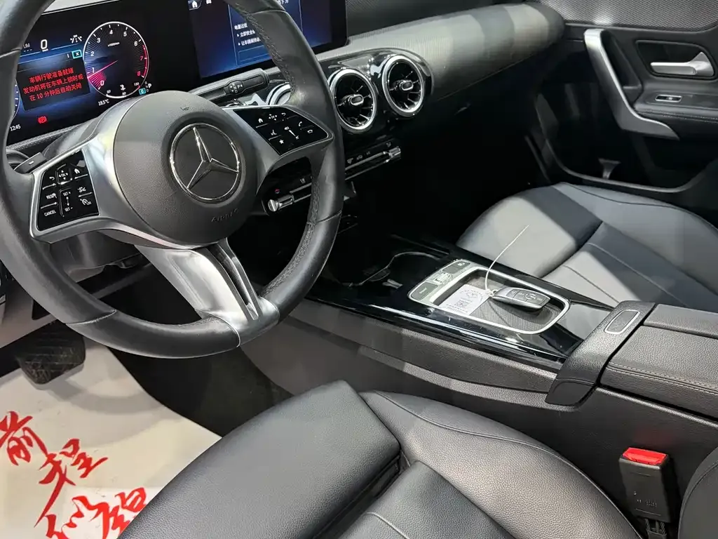Mercedes-Benz A-Class — фото 10