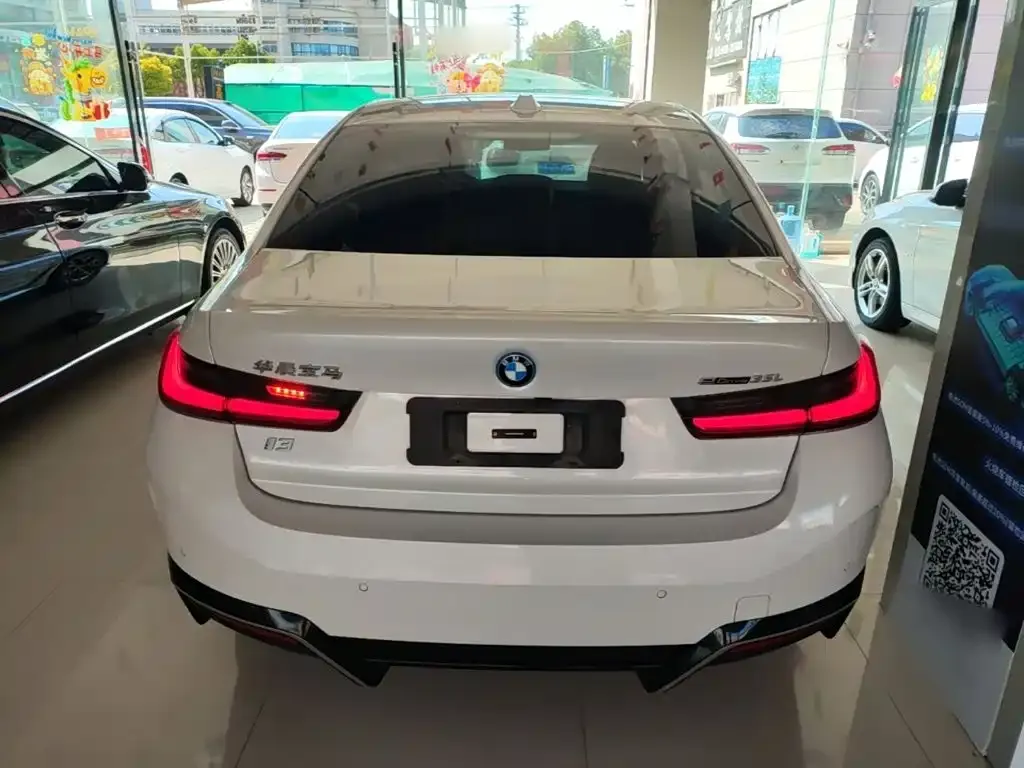 BMW i3 — фото 7