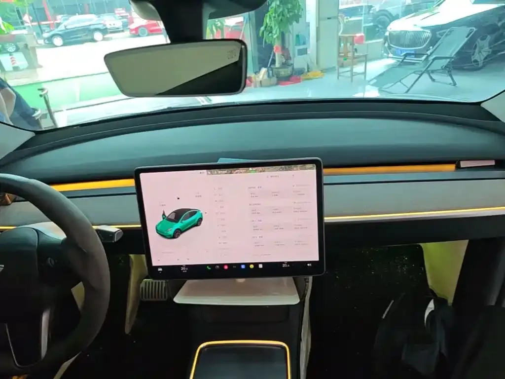 Tesla Model Y — фото 4