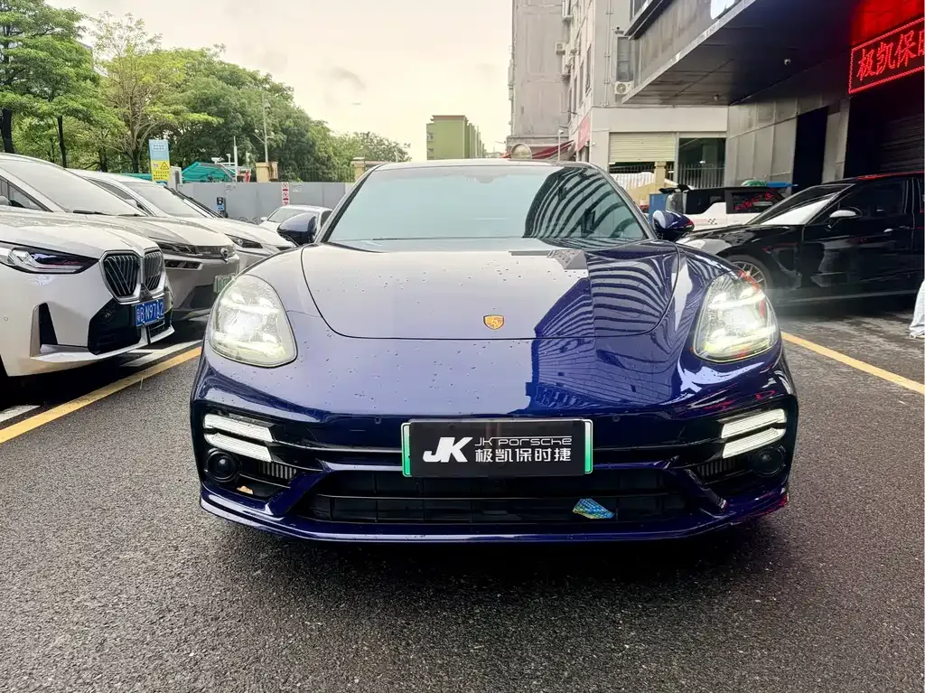 Porsche Panamera Hybrid 2022 из CN, фото 10
