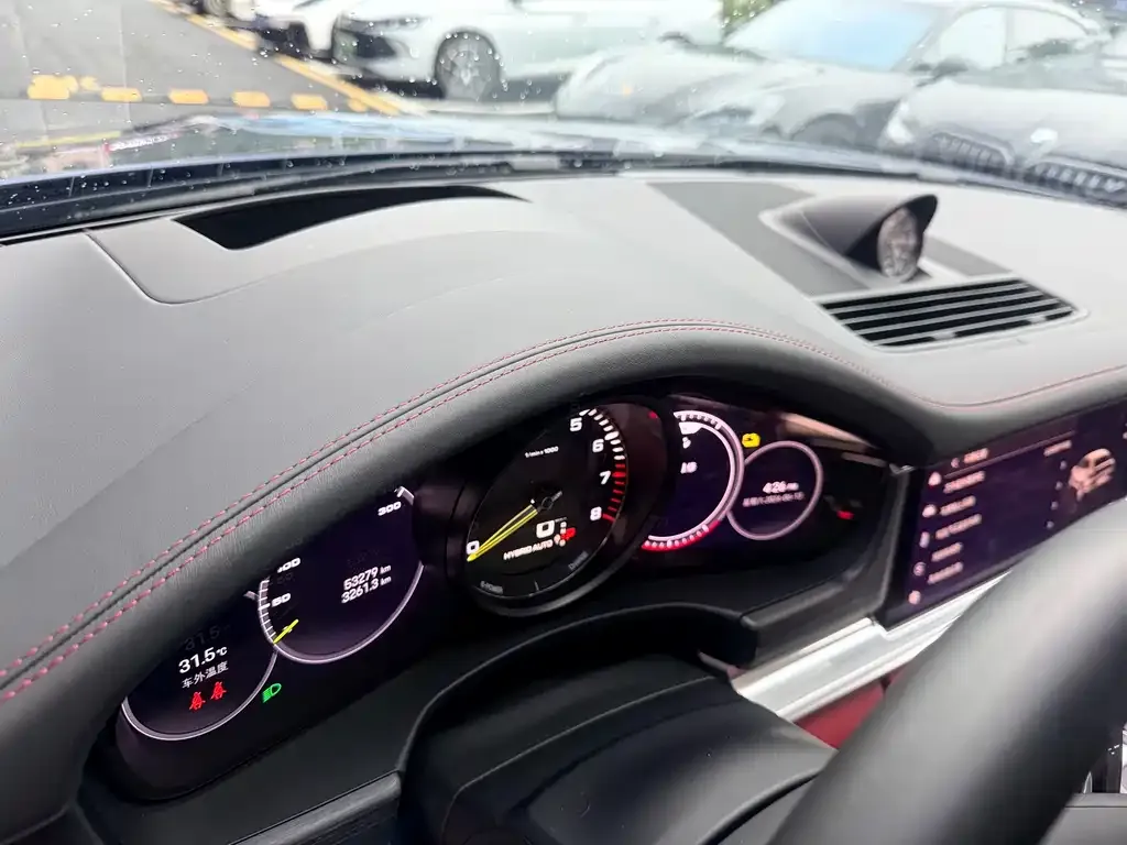 Porsche Panamera Hybrid 2022 из CN, фото 2