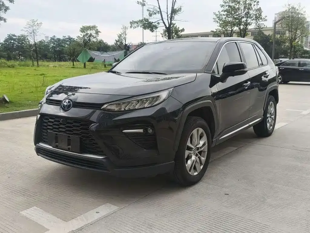Toyota Wildlander — фото 1