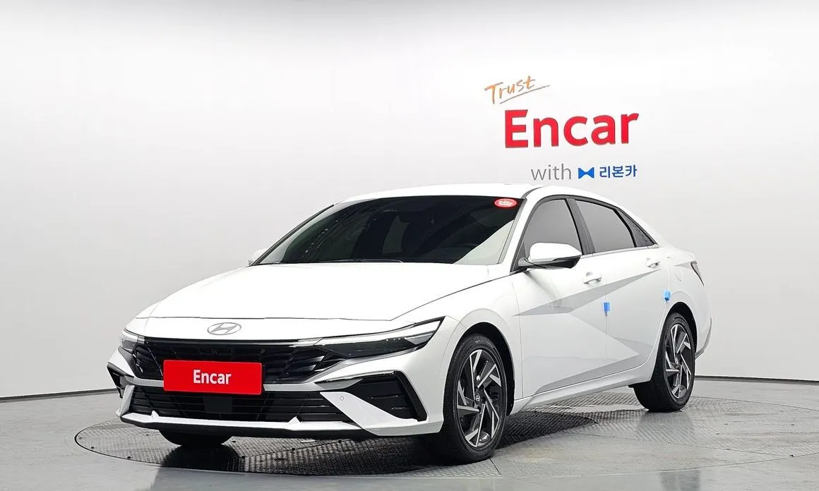 Hyundai AVANTE 2024 из KR, фото 1
