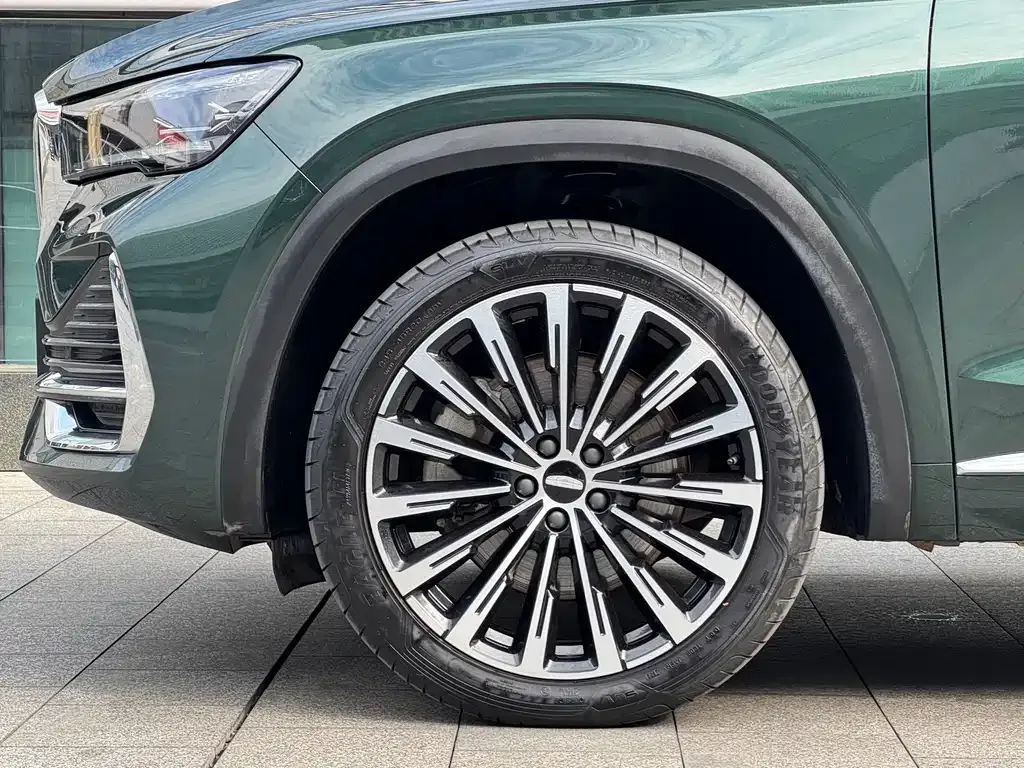 Geely Xingyue L — фото 4