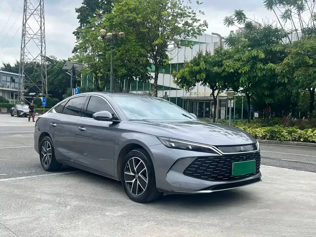 BYD Qin L — фото 6