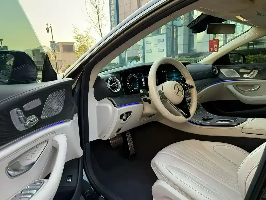 Mercedes-Benz CLS 2023 из CN, фото 3