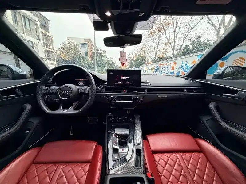 Audi S4 2023 из CN, фото 3