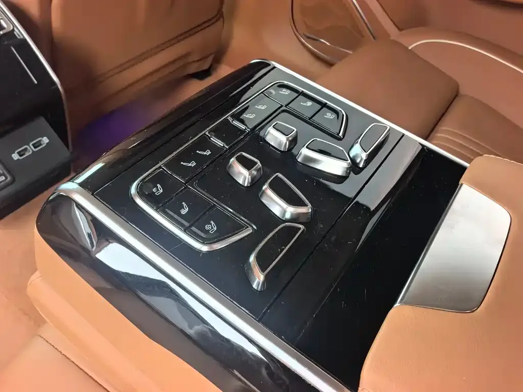 Hongqi H9 2022 из CN, фото 4