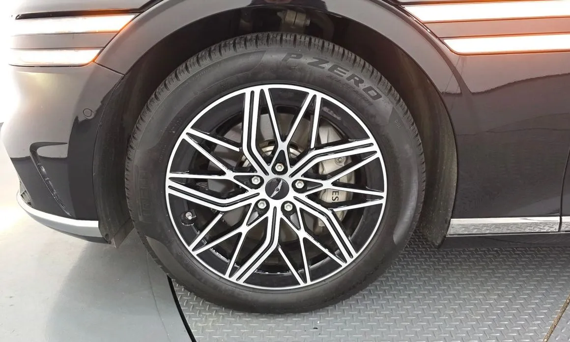 Genesis G90 2023 из KR, фото 9