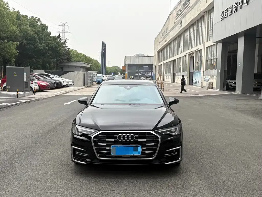 Audi A6L 2025 из CN, фото 9