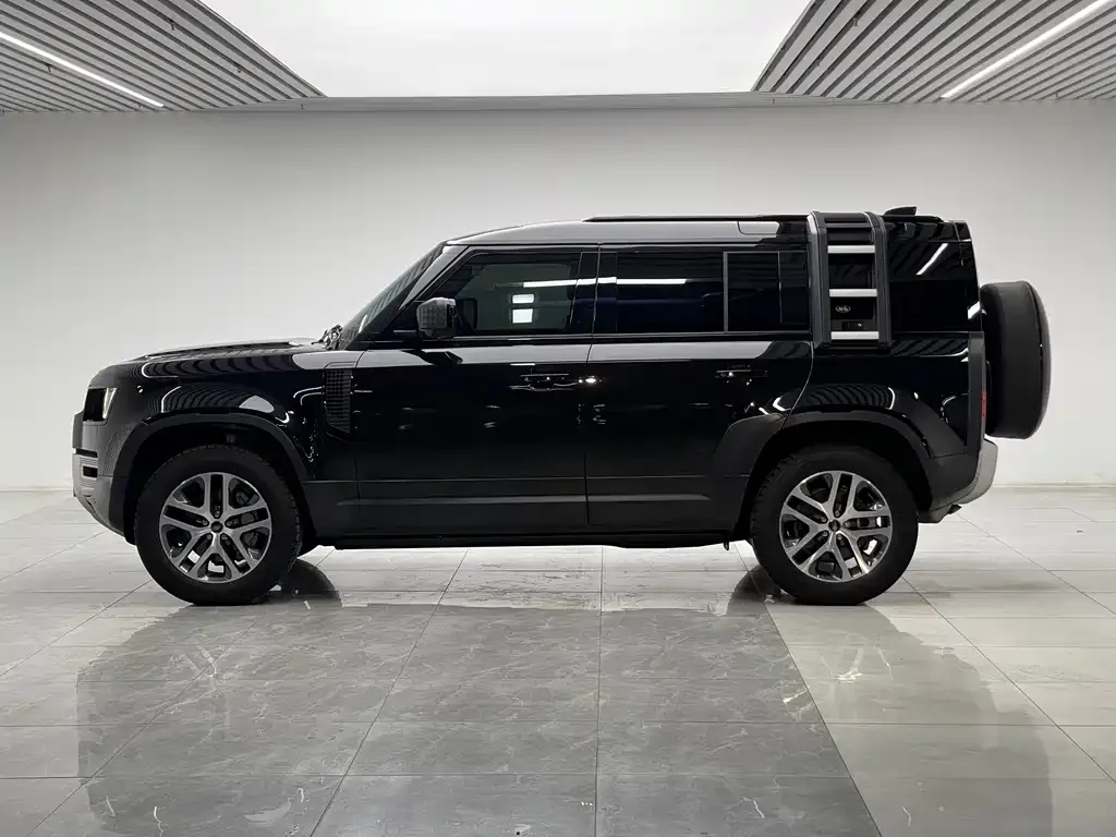 Land Rover Defender — фото 2