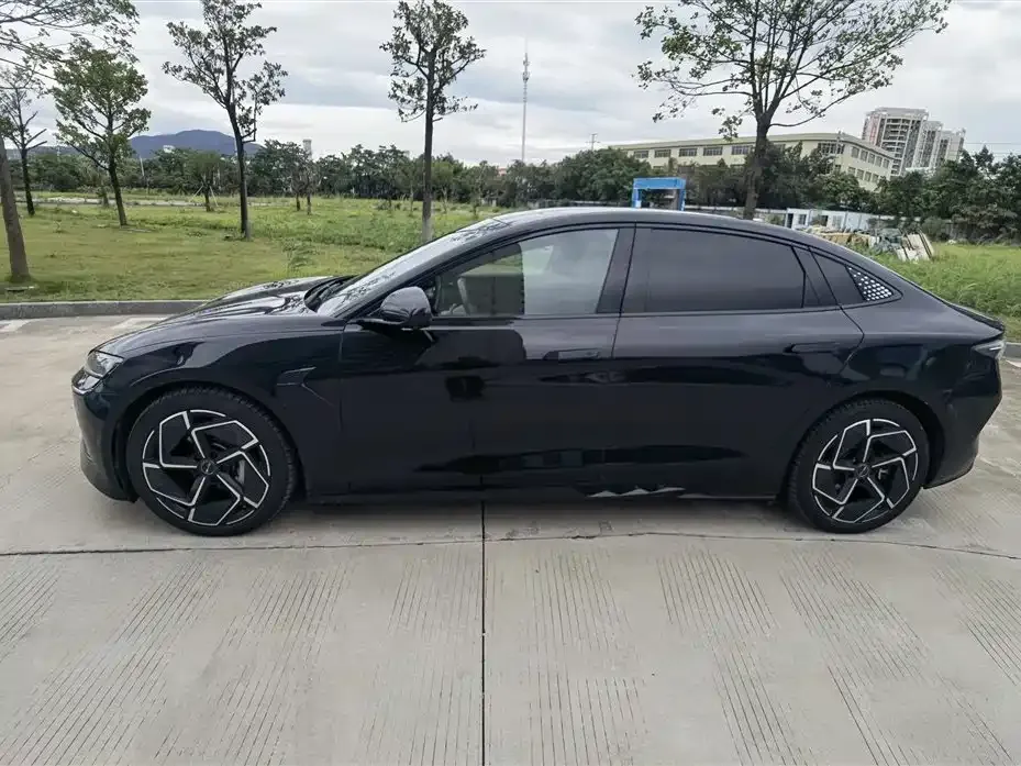 BYD Seal — фото 7
