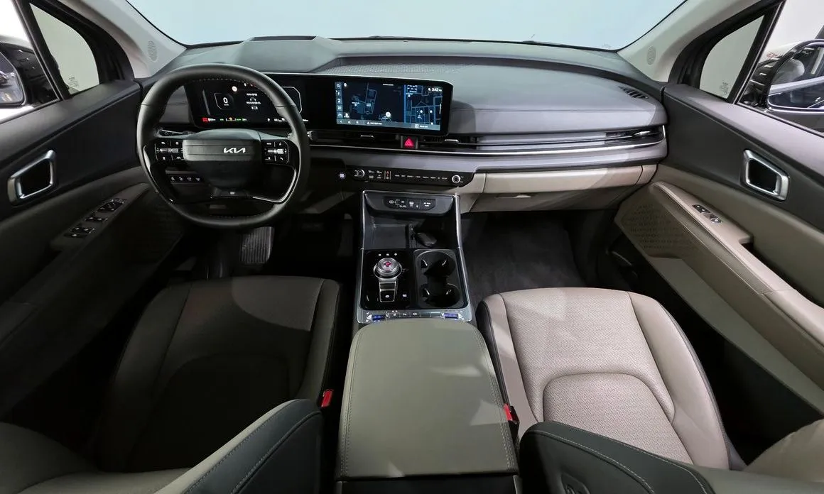 Kia Carnival 2025 из KR, фото 7