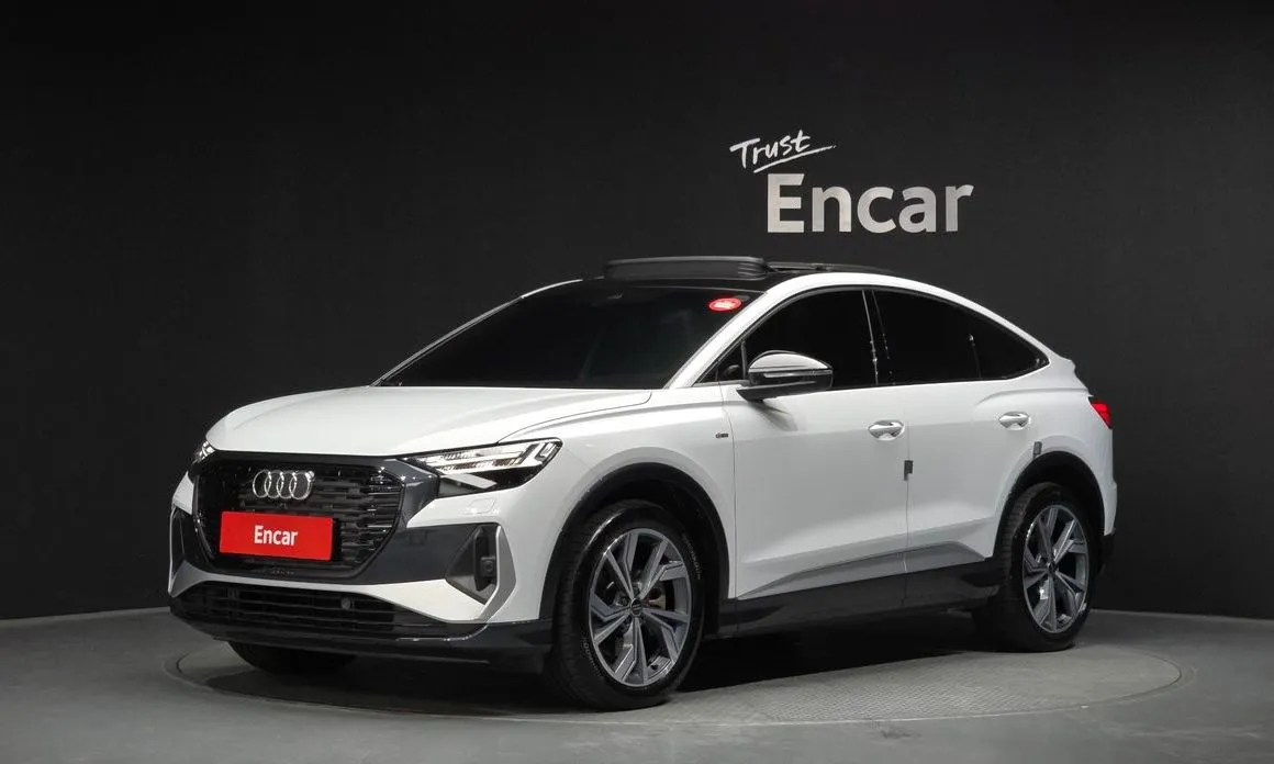 Audi Q4 e-tron 2023 из KR, фото 1