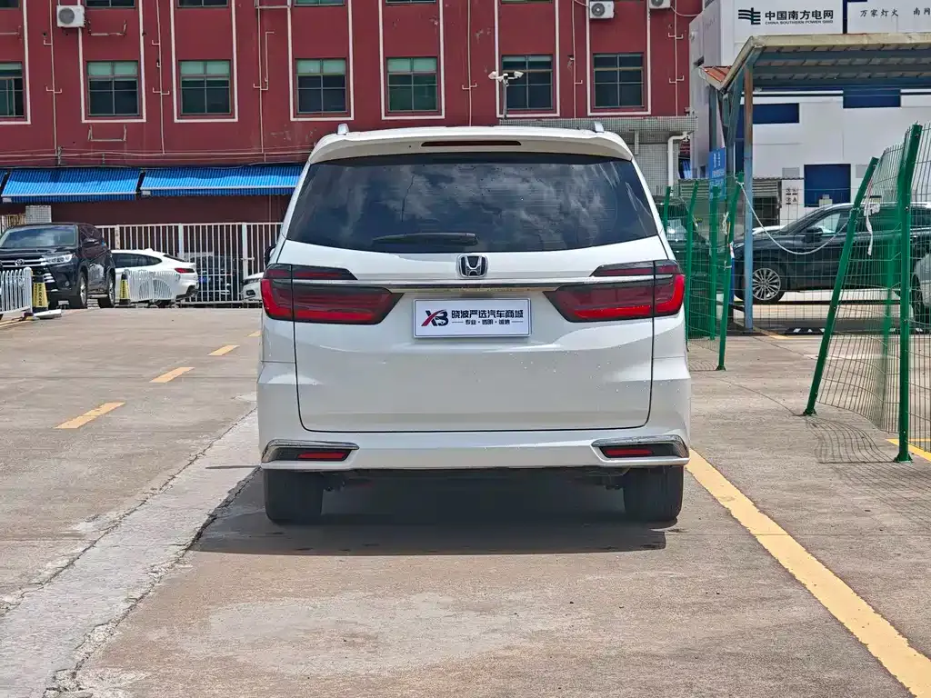 Honda Odyssey 2024 из CN, фото 3
