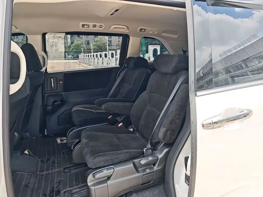 Honda Odyssey 2024 из CN, фото 10