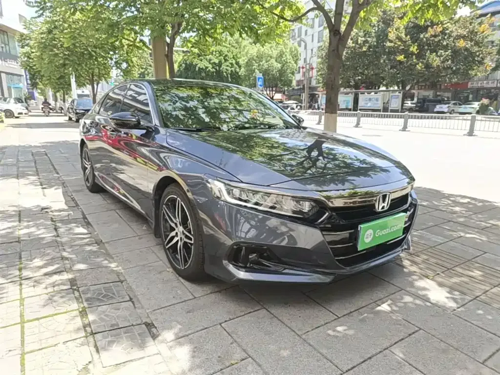 Honda Accord — фото 5