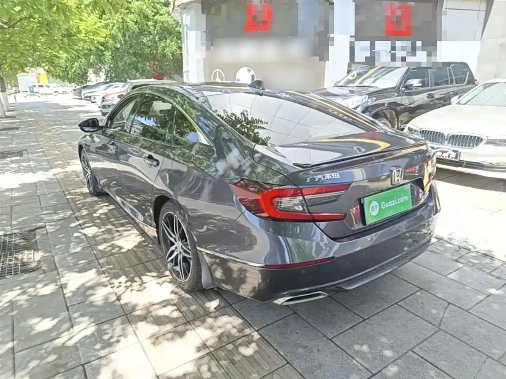 Honda Accord — фото 2