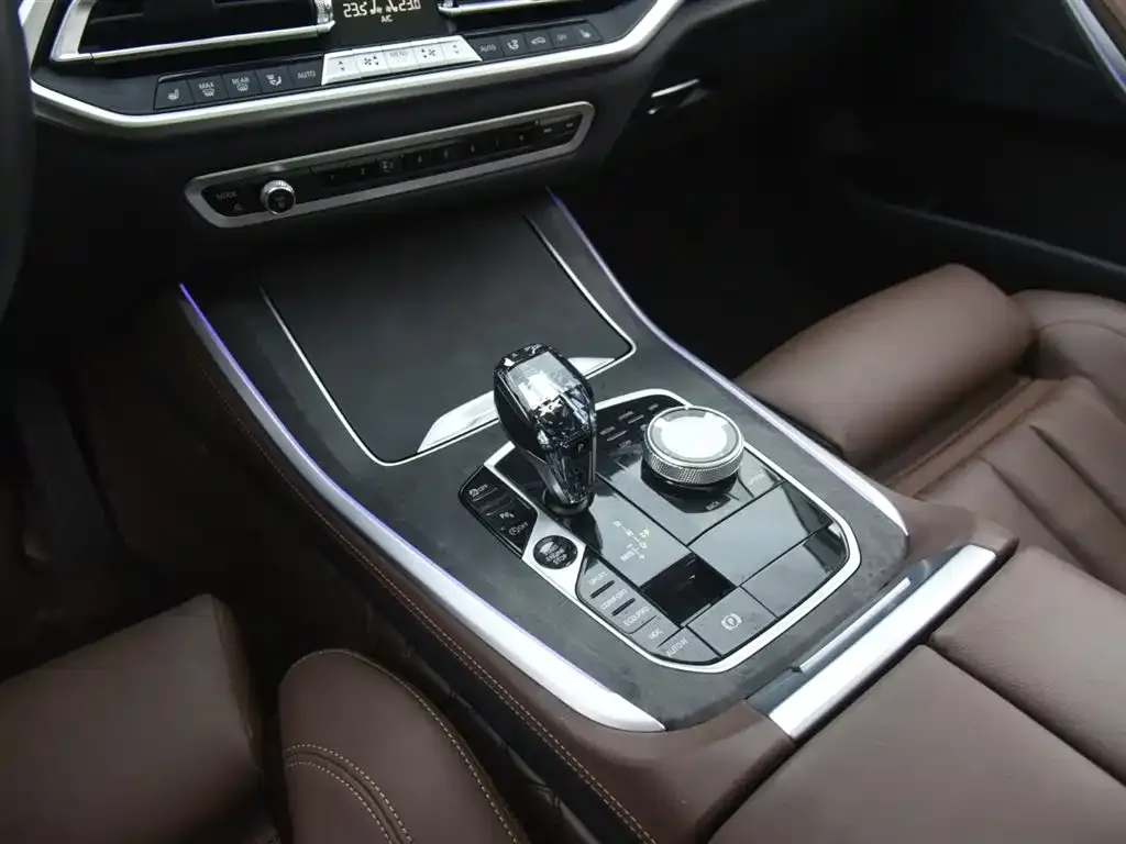 BMW X5 (Import) — фото 8