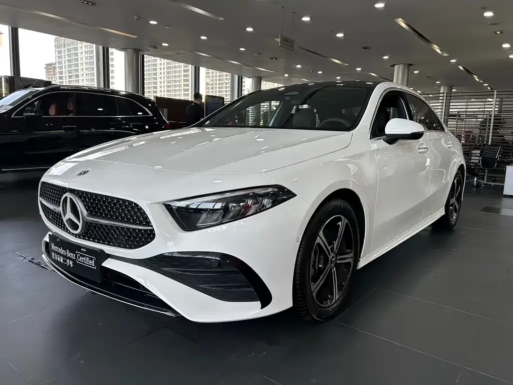 Mercedes-Benz A-Class — фото 1