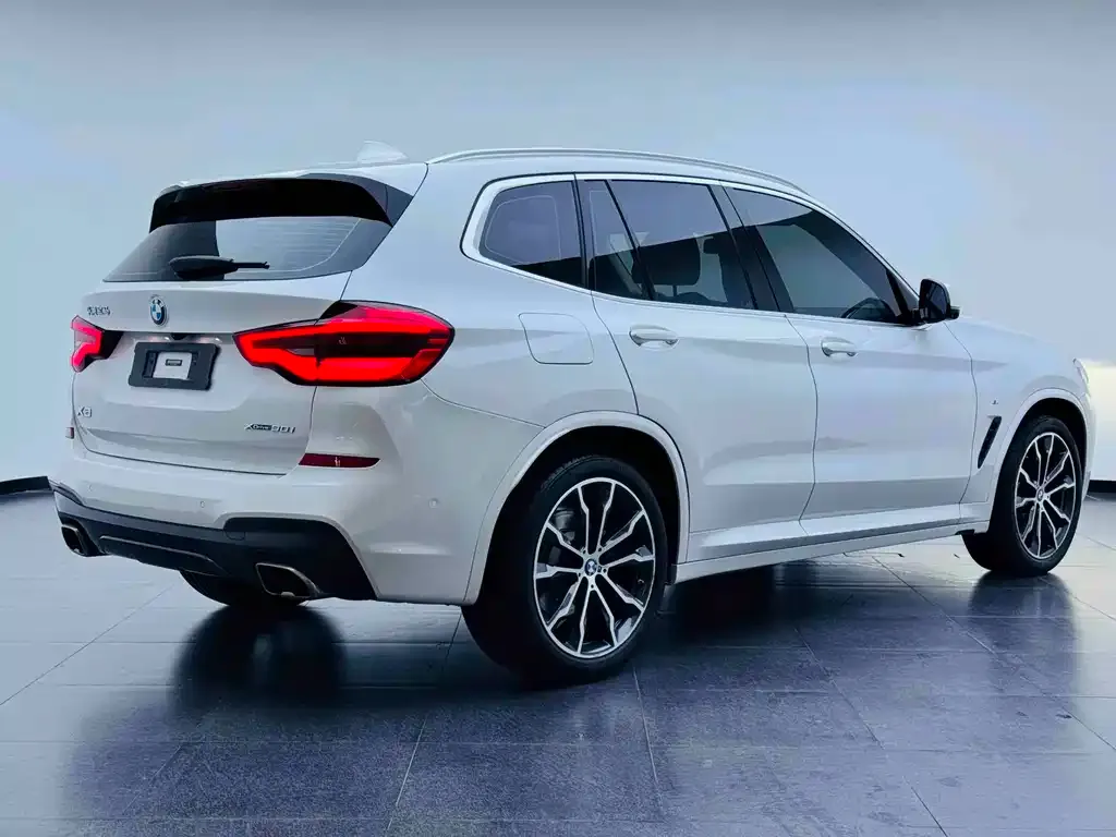 BMW X3 — фото 2