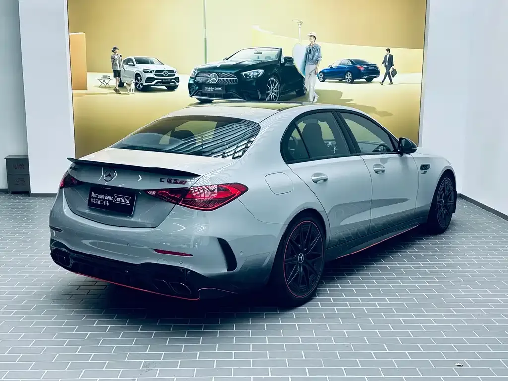 Mercedes-Benz C-Class AMG New Energy 2025 из CN, фото 4