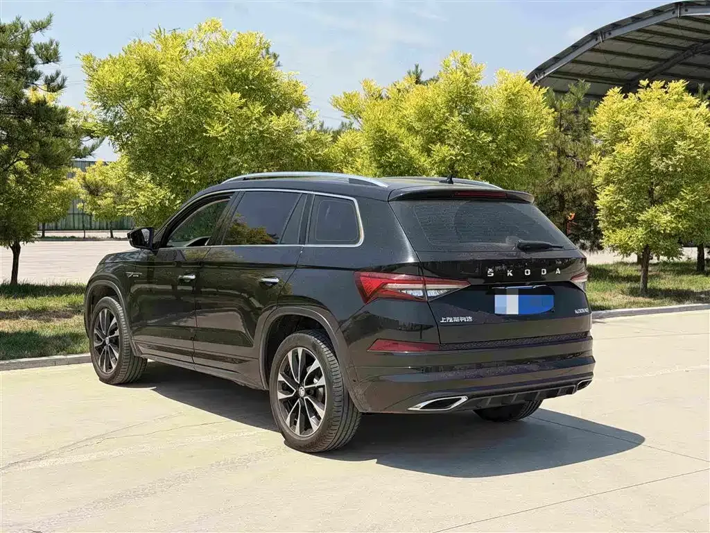 Skoda Kodiaq 2023 из CN, фото 10