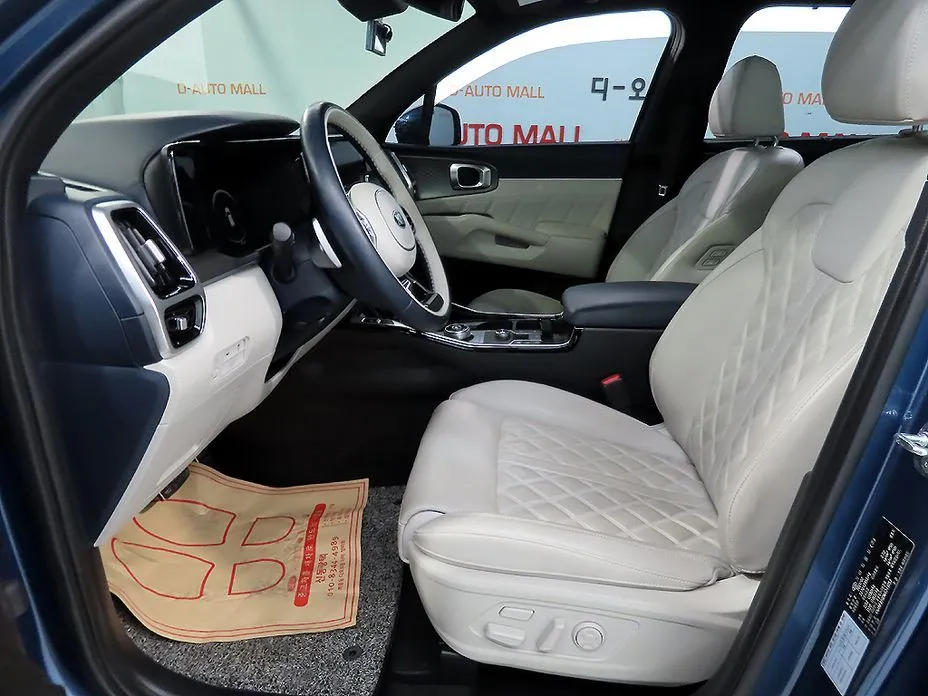Kia Sorento — фото 8