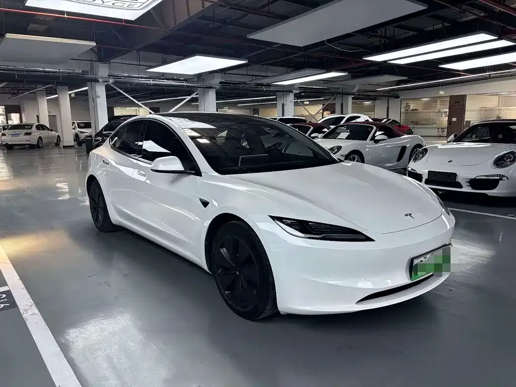 Tesla Model 3 — фото 6
