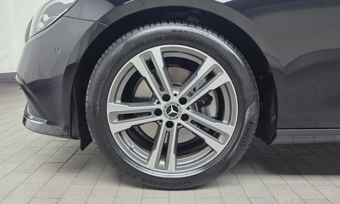 Mercedes-Benz E-Class 2023 из KR, фото 7