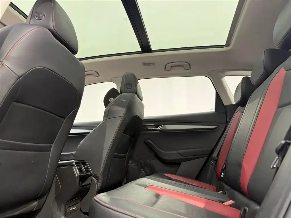 Skoda Karoq — фото 2
