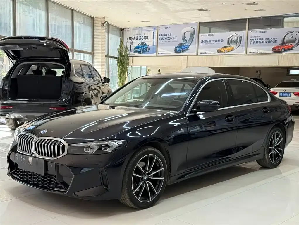 BMW 3 Series — фото 1