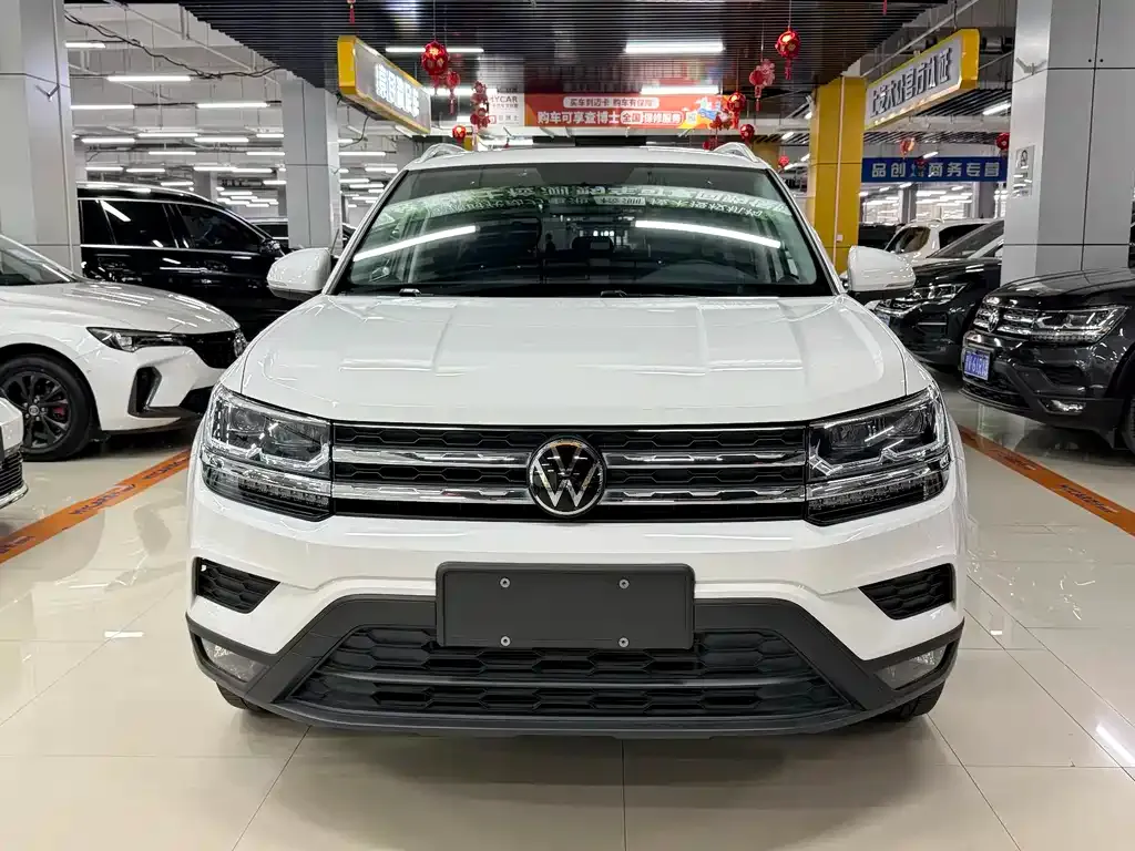 Volkswagen Tharu — фото 3