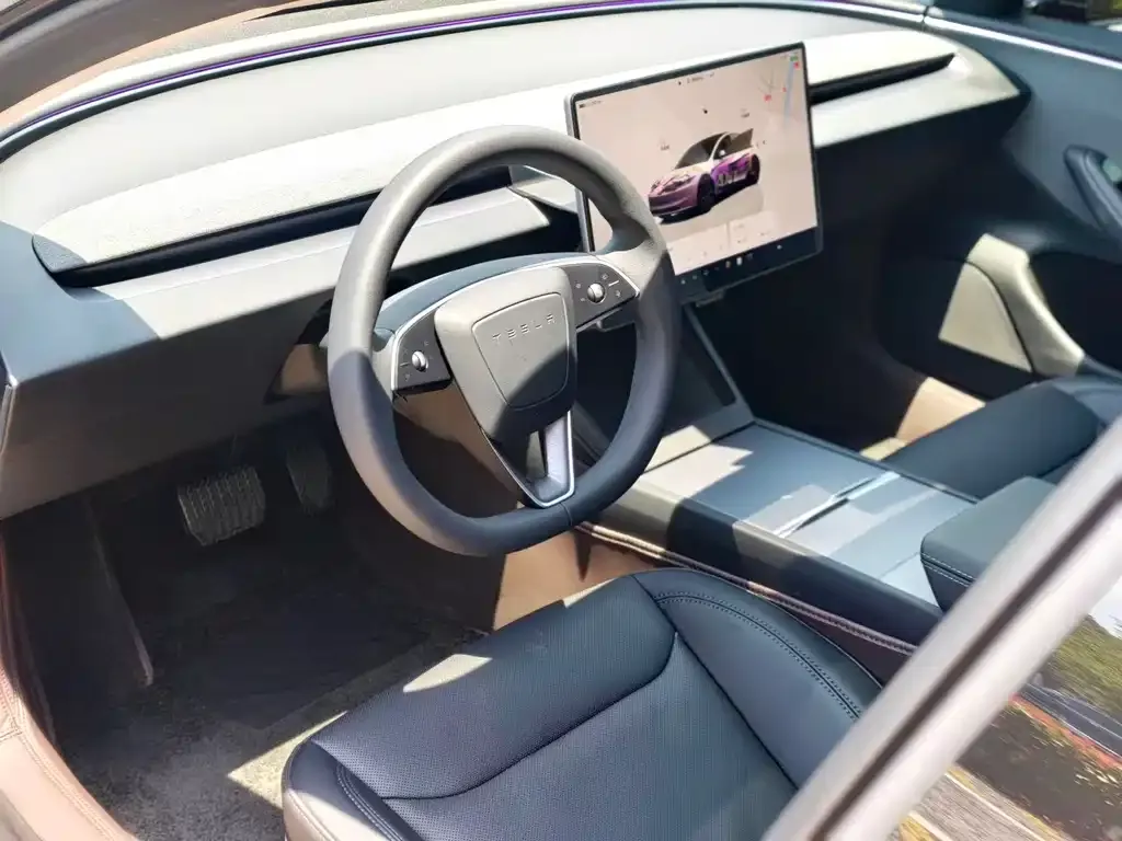 Tesla Model 3 — фото 3