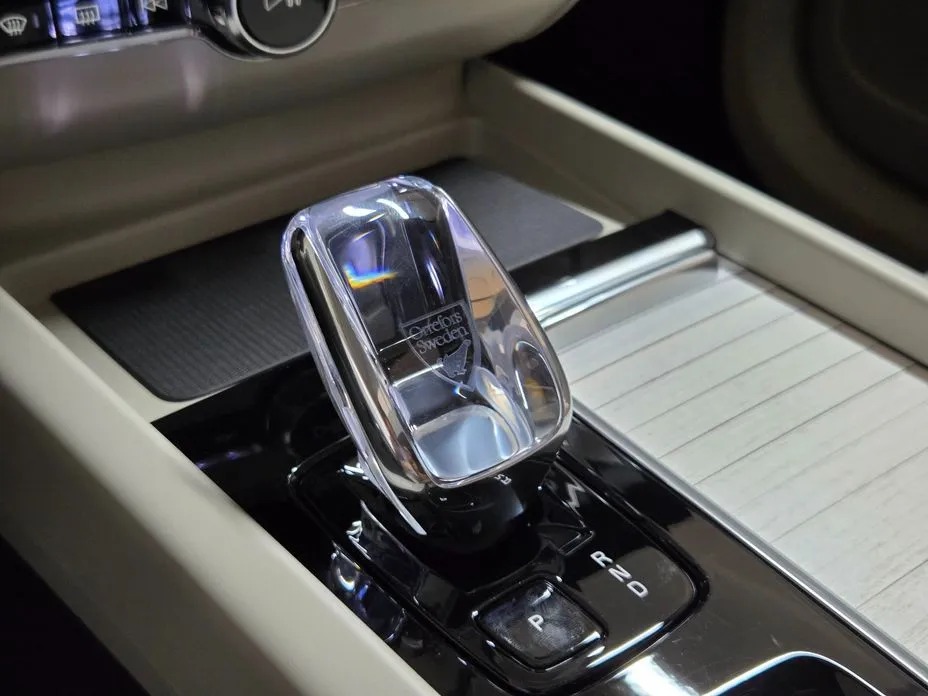 Volvo XC60 2026 из KR, фото 5