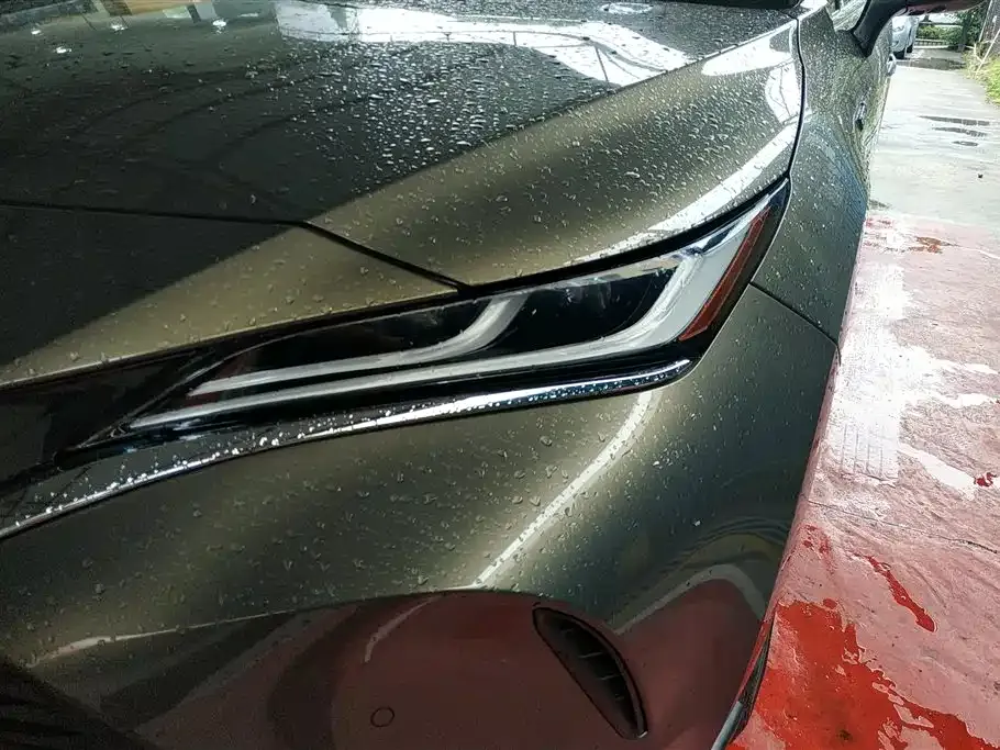 Toyota Harrier — фото 8
